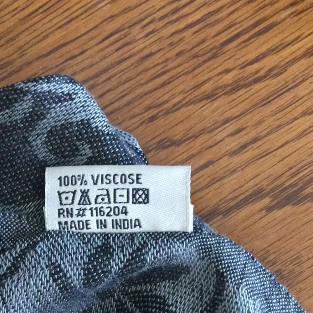 Gold Coast Scarf/Wrap - Picture 6 of 6